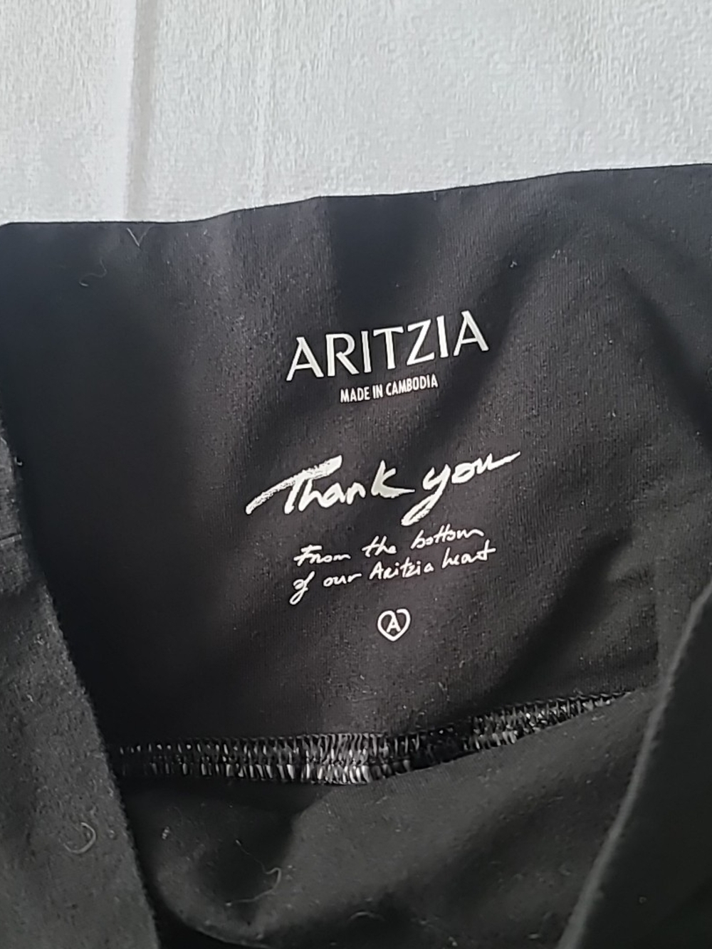 Aritzia Heart Motif Thank You Leggings Black Size Small Activewear - Picture 2 of 8